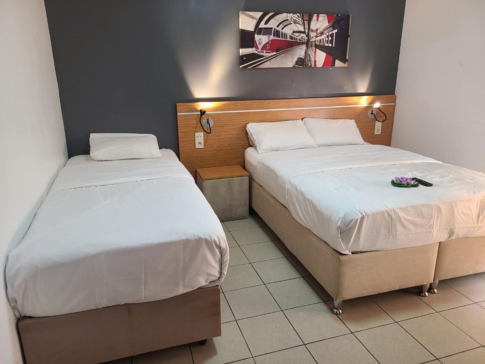 Hotel Victoire, Poitiers Gare エクステリア 写真
